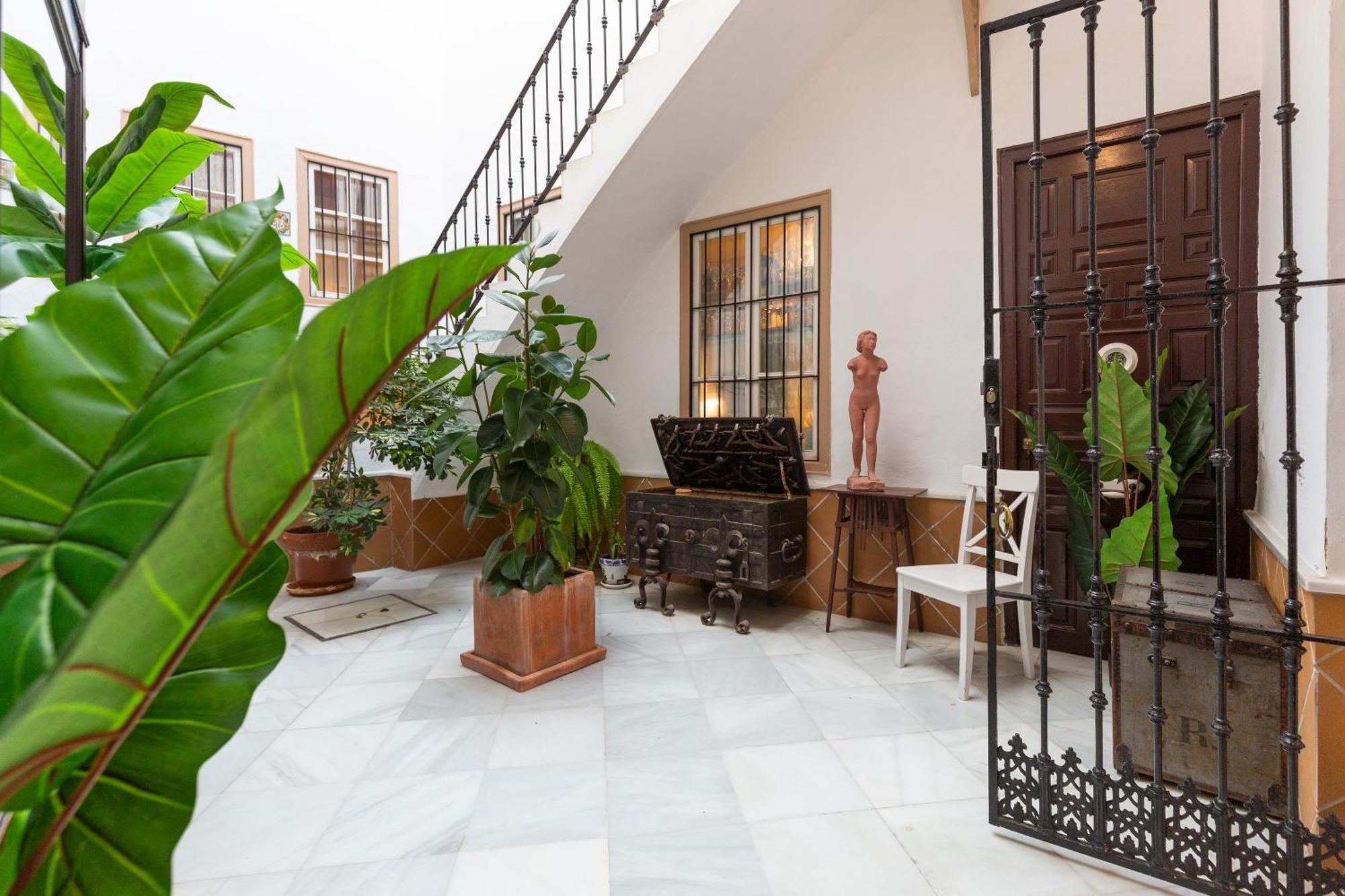 Descubrehome Santa Cruz Private Terrace With Giralda Views Sevilla Eksteriør billede